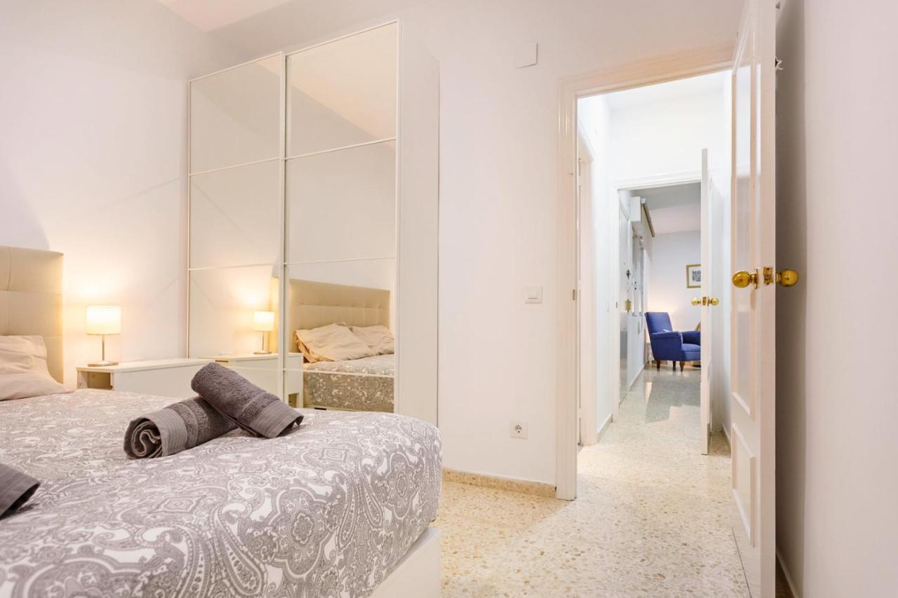 Apartamentos Sta Maria La Blanca セビリア エクステリア 写真
